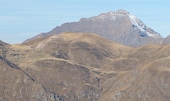 20 Zoom sul Rifugio Grassi e sul Legnone.